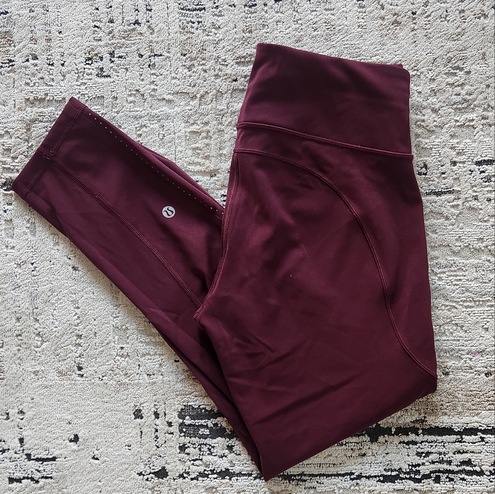 Lululemon Extra Mile Crop